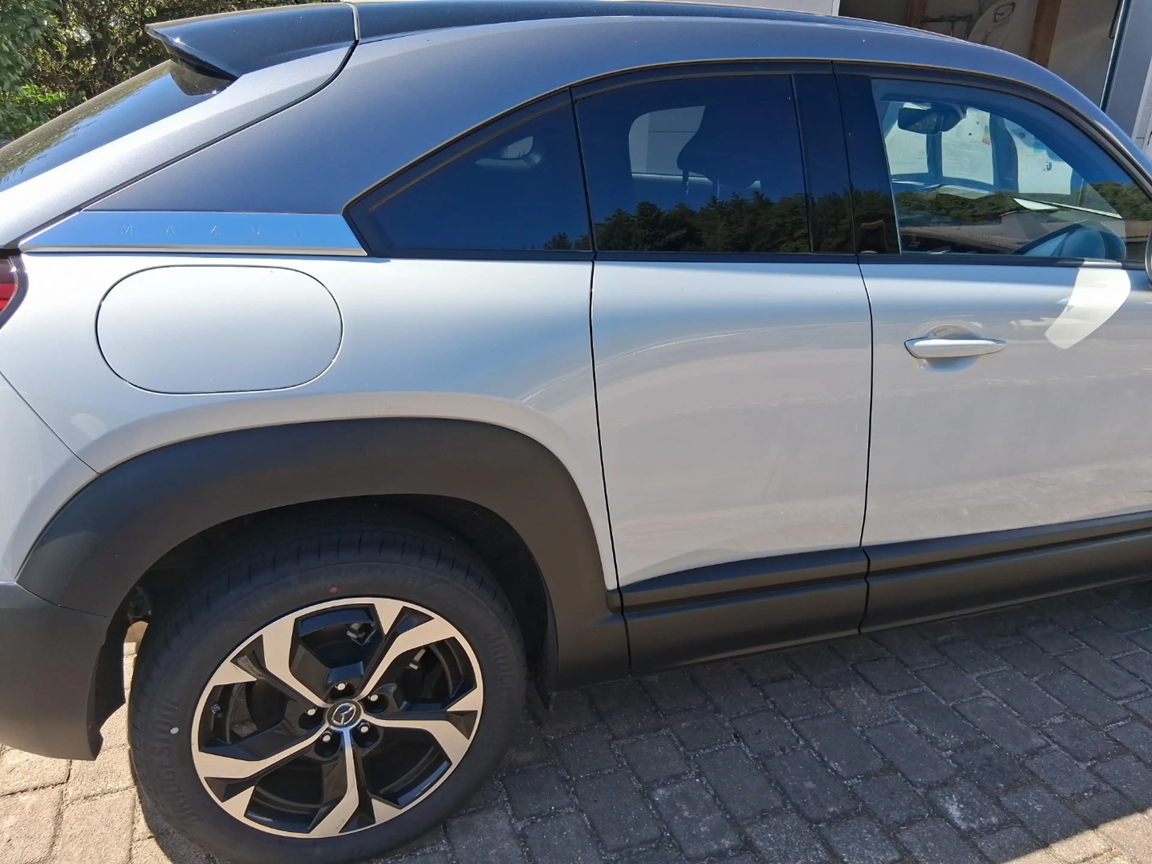 Mazda MX-30 e-SKYACTIV R-EV — photo 4