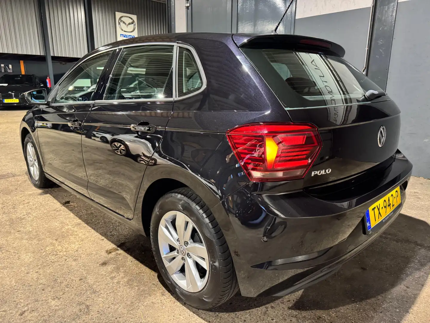 Volkswagen Polo 1.0 TSI Comfortline|CAMERA|95PK|ADAPT.CRUISE|CARPL Schwarz - 2