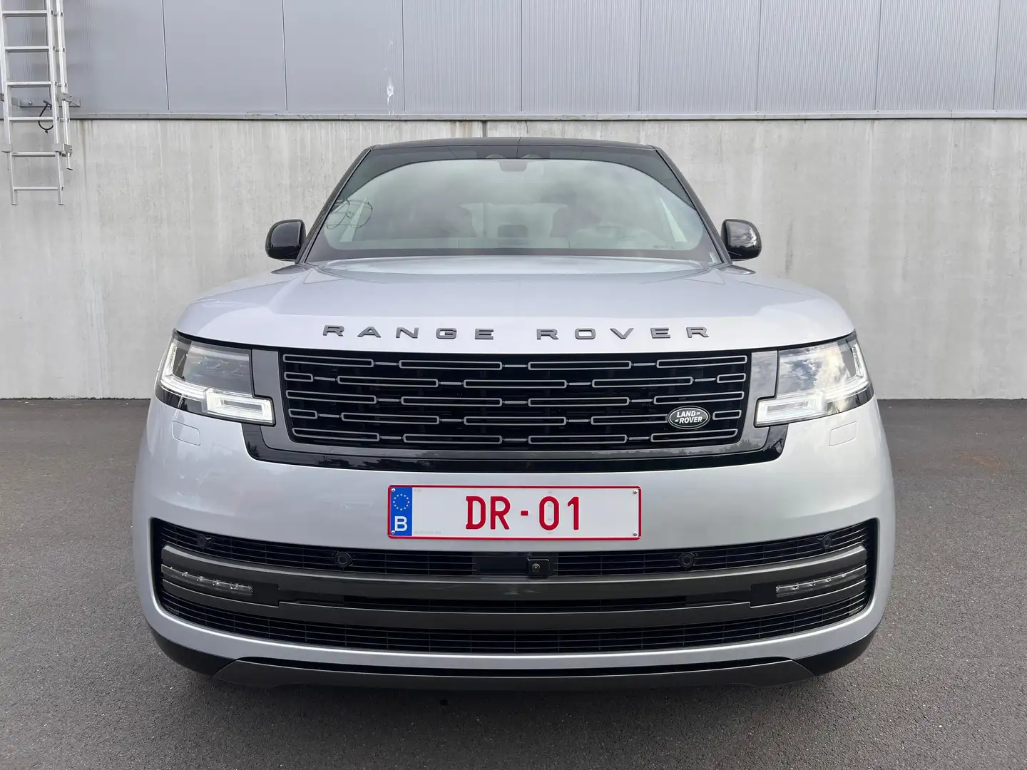 Land Rover Range Rover SWB P460E HSE Argent - 2
