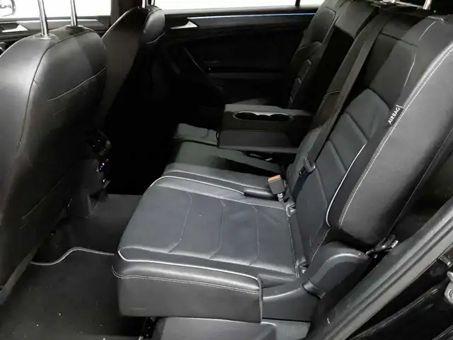 Volkswagen Tiguan view 13