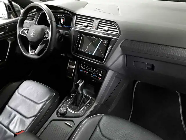 Volkswagen Tiguan view 9