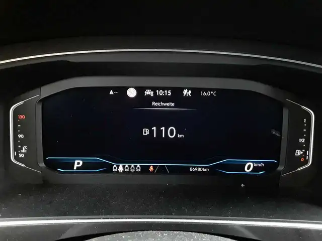 Volkswagen Tiguan view 11