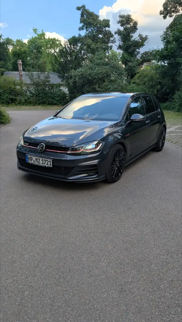 Volkswagen Golf GTI DSG - 1