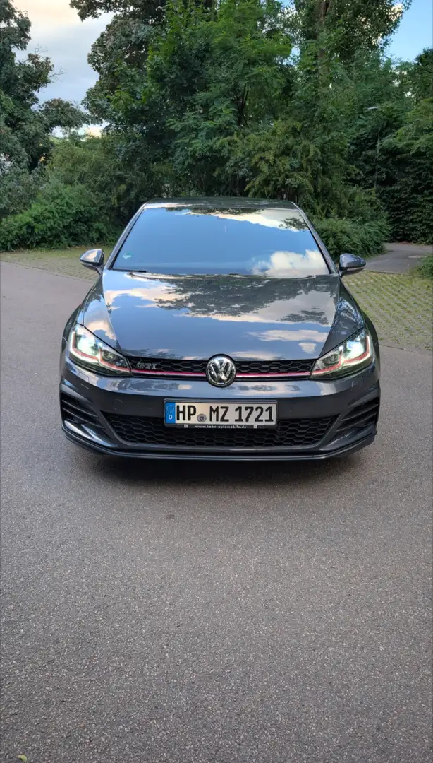 Volkswagen Golf GTI DSG - 2