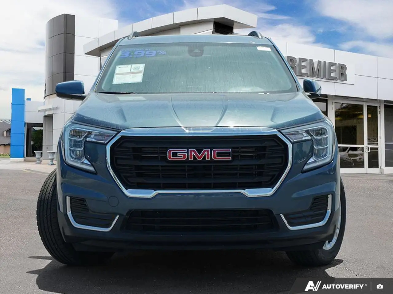 GMC Terrain photo GMC Terrain