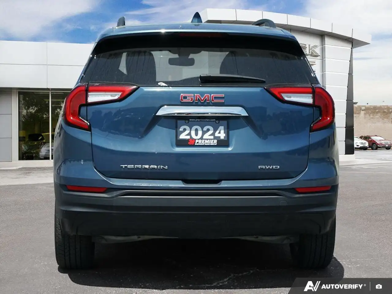 GMC Terrain photo GMC Terrain