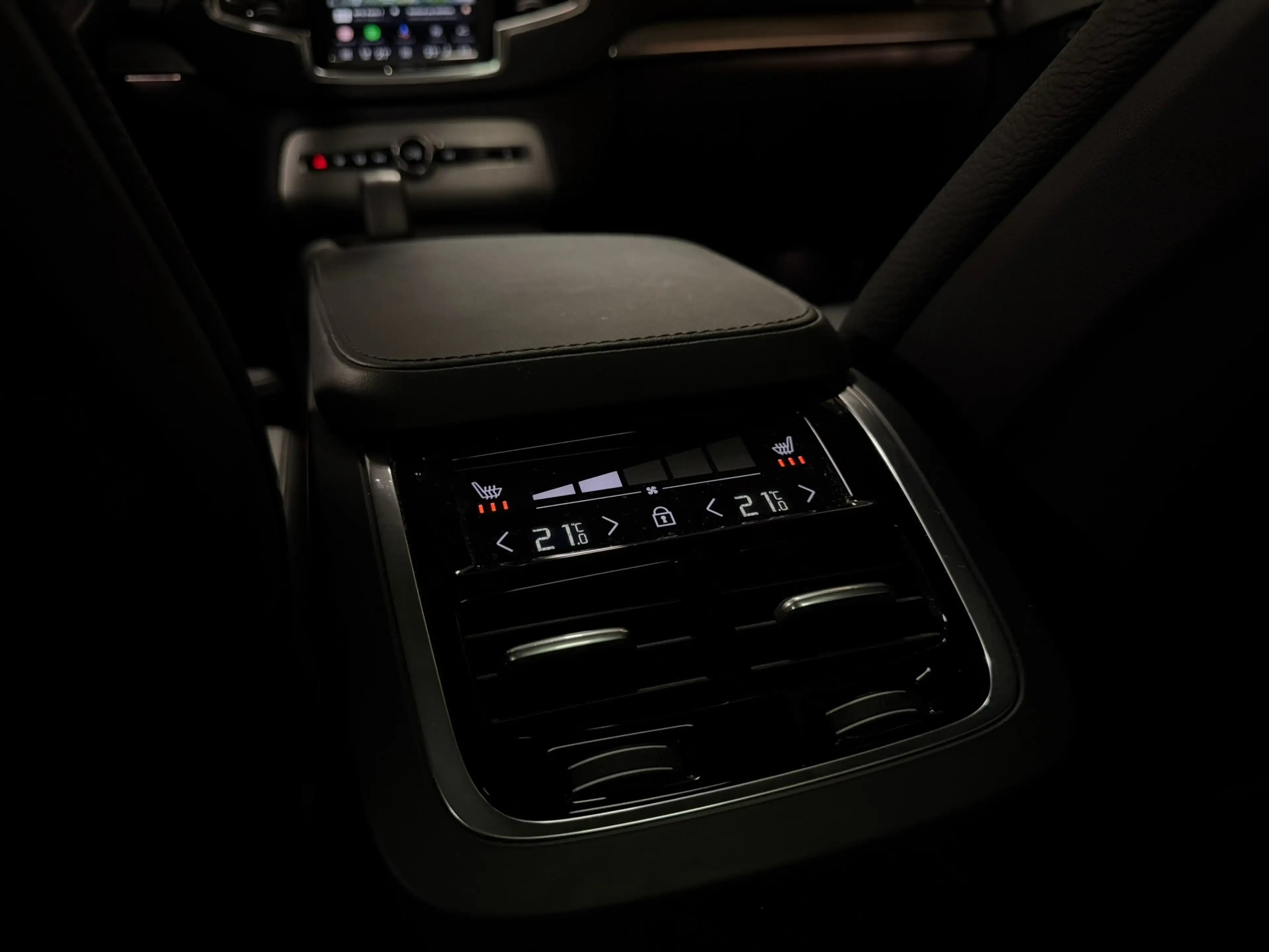 Volvo XC90 T8 AWD Recharge Ultra Dark | Luchtvering | Trekhaa — photo 15