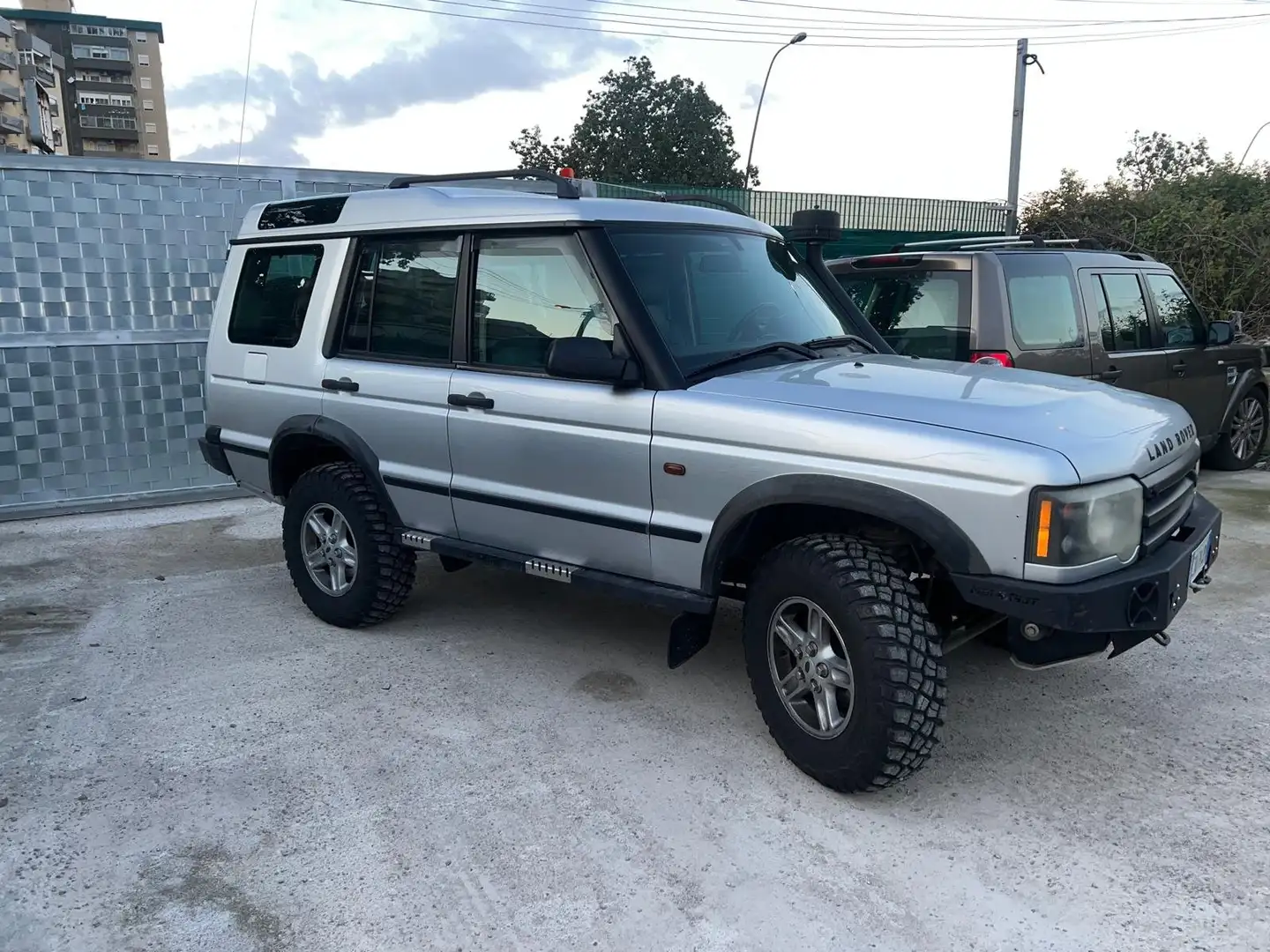 Land Rover Discovery Discovery+II+1998+5p+2.5+td5+Luxury Gris - 1