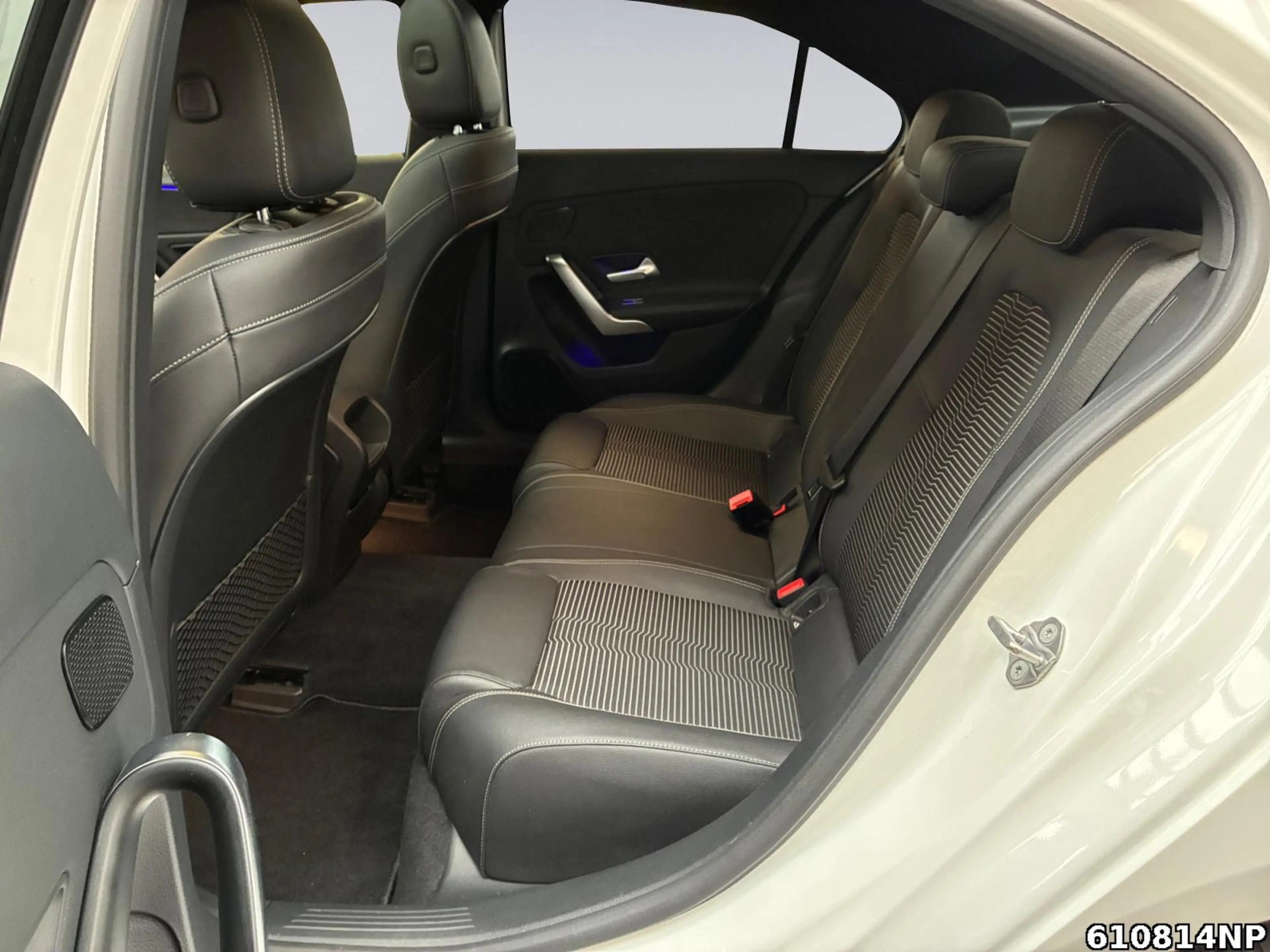 Mercedes-Benz A 200 Limo Progressive EDITION 19 Pano Night — photo 11