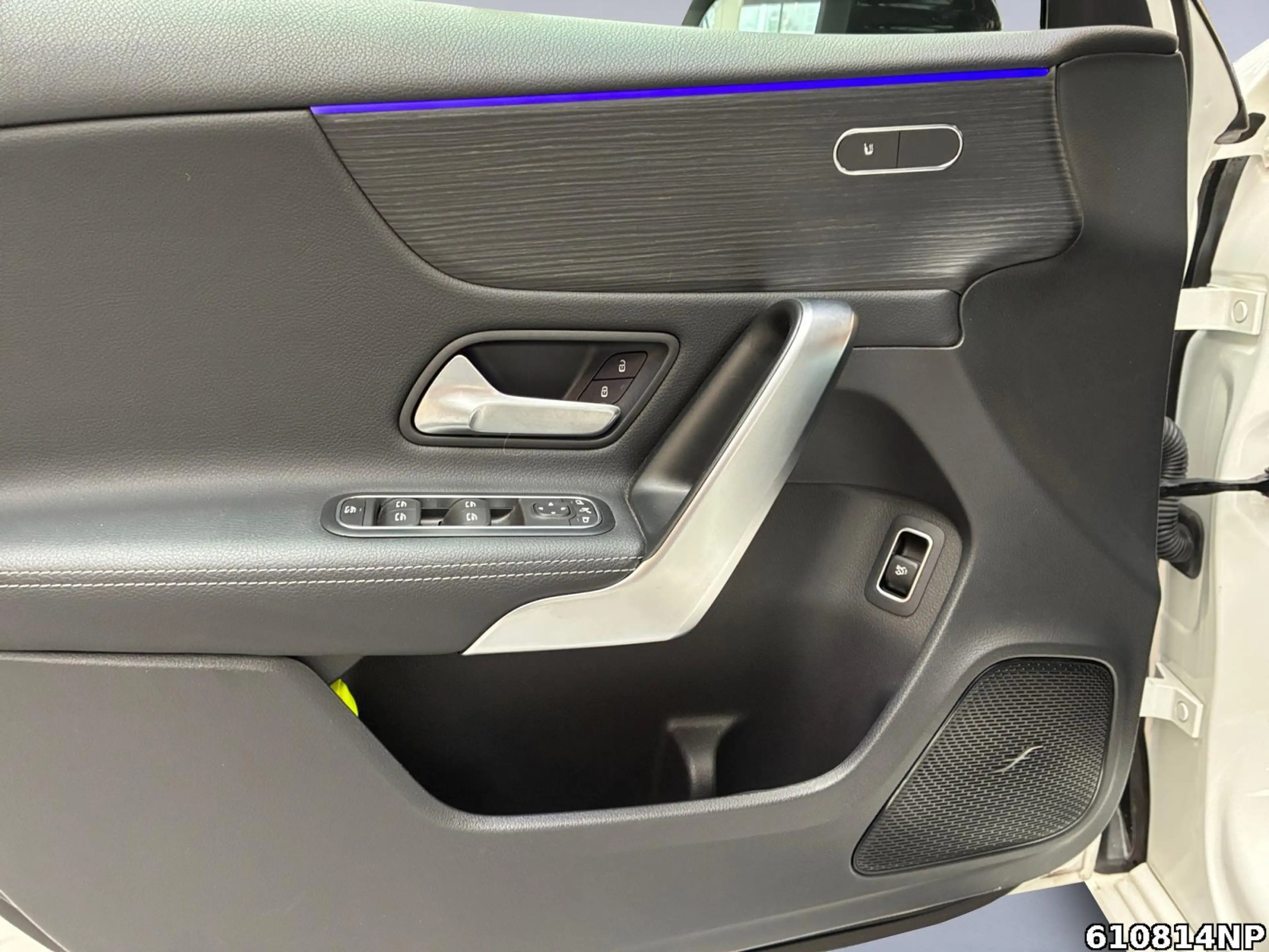 Mercedes-Benz A 200 Limo Progressive EDITION 19 Pano Night — photo 14