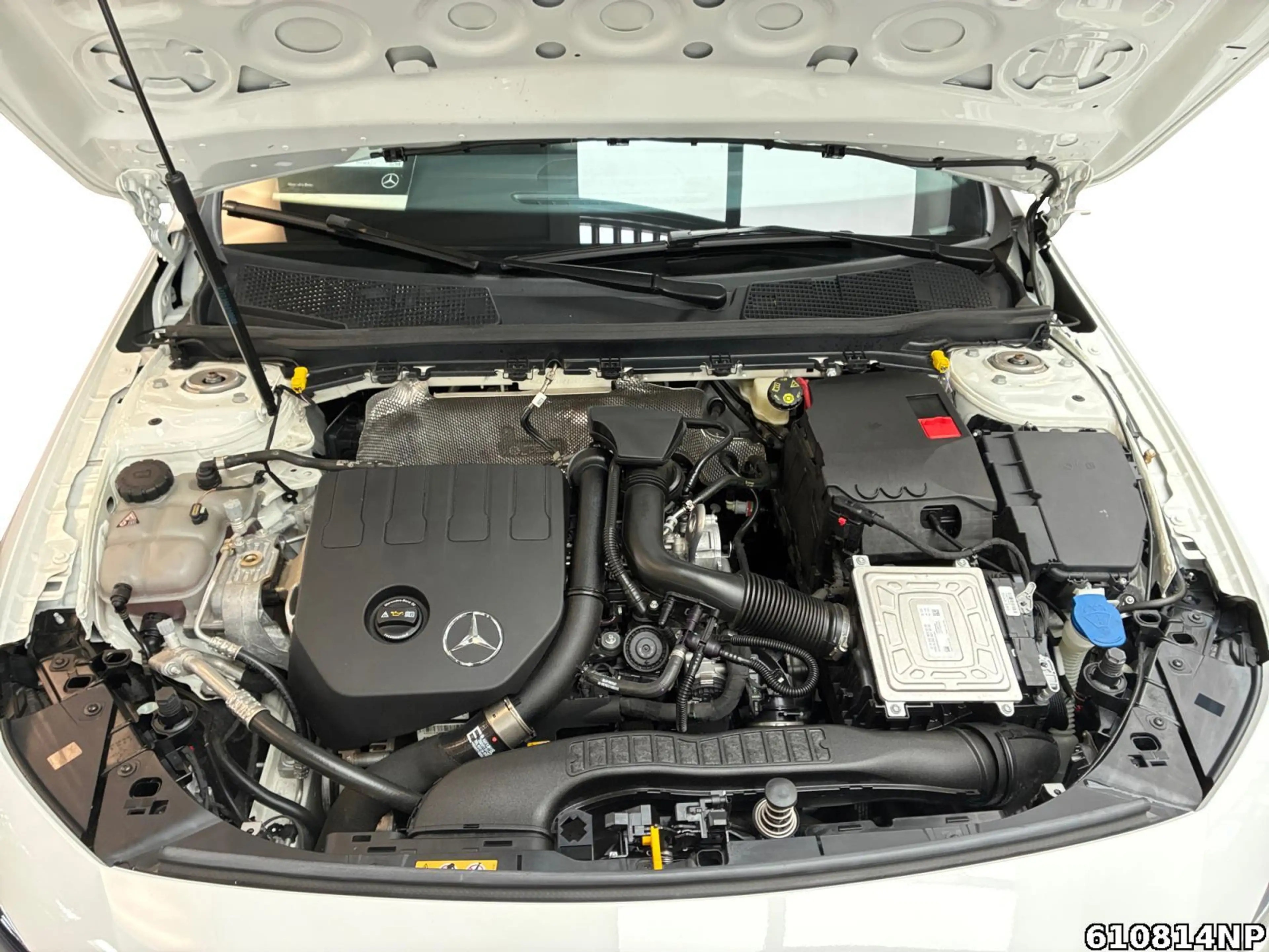 Mercedes-Benz A 200 Limo Progressive EDITION 19 Pano Night — photo 7