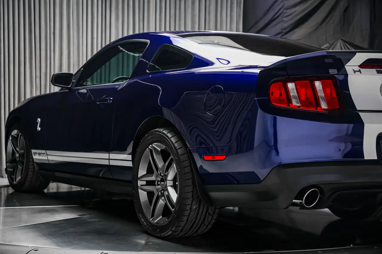 Ford Mustang photo Ford Mustang