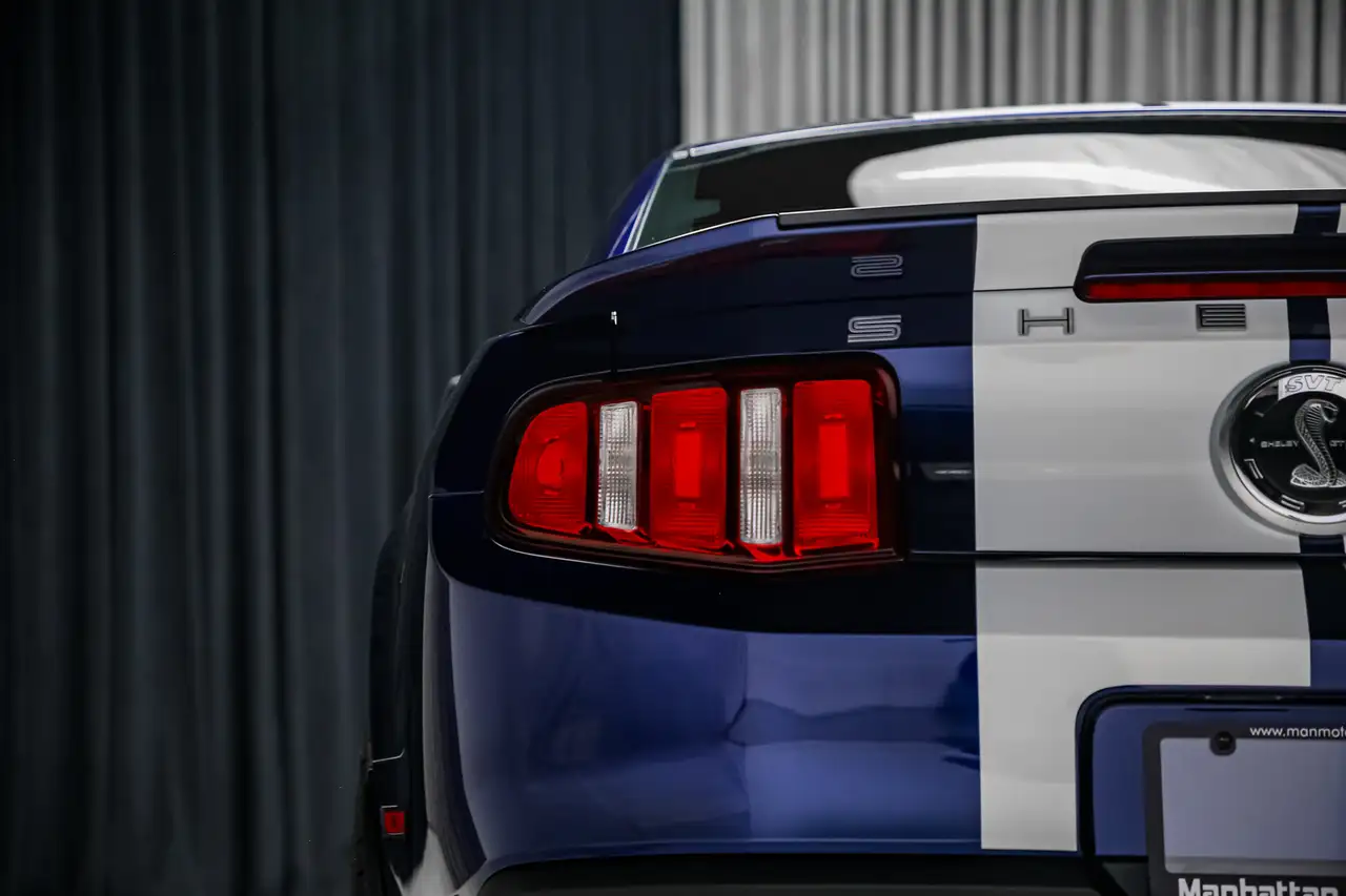 Ford Mustang photo Ford Mustang