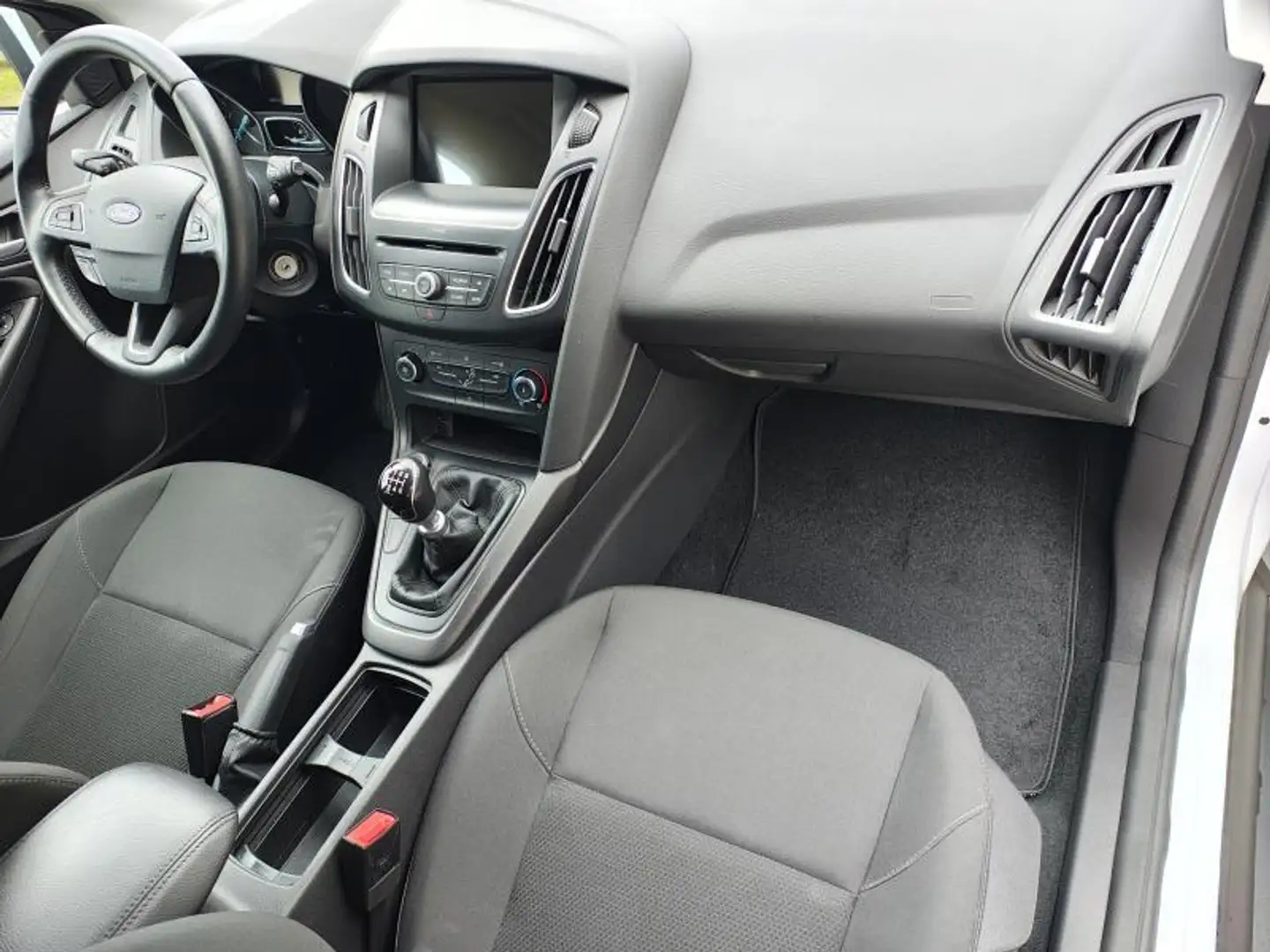 Ford Focus 1.5 TDCi / Clipper / Carplay Blanc - 2
