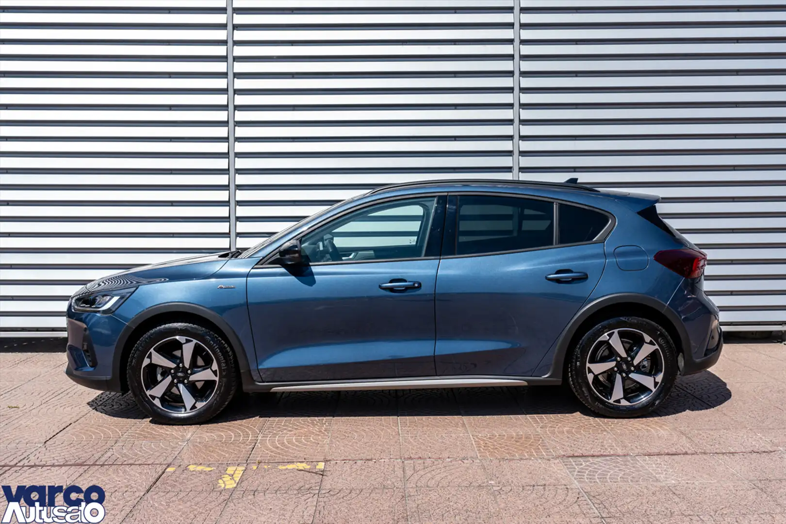 Ford Focus Focus Active 1.0 ecoboost h Style 125cv Azul - 2
