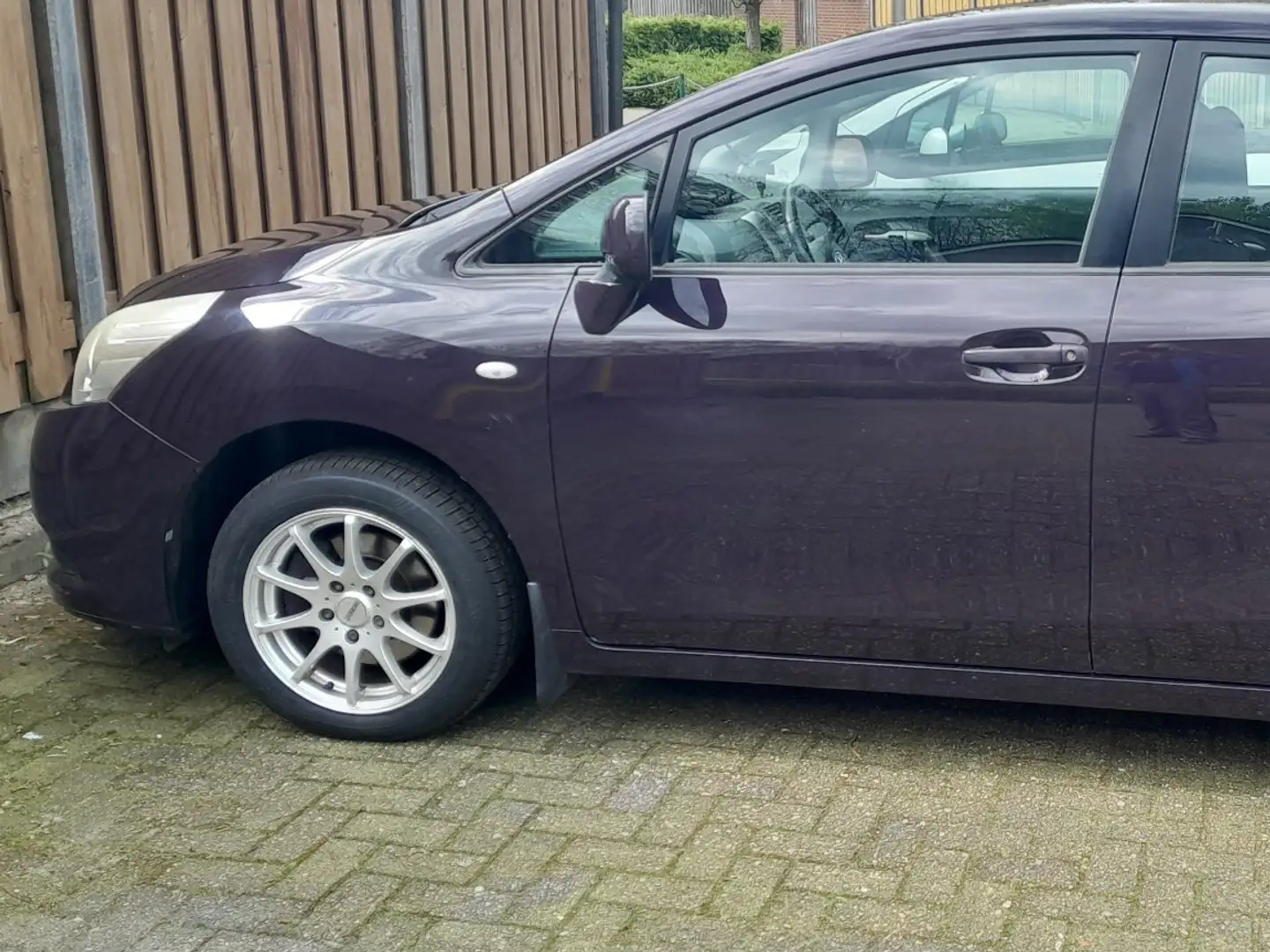 Toyota Verso 1.6 Paars - 1