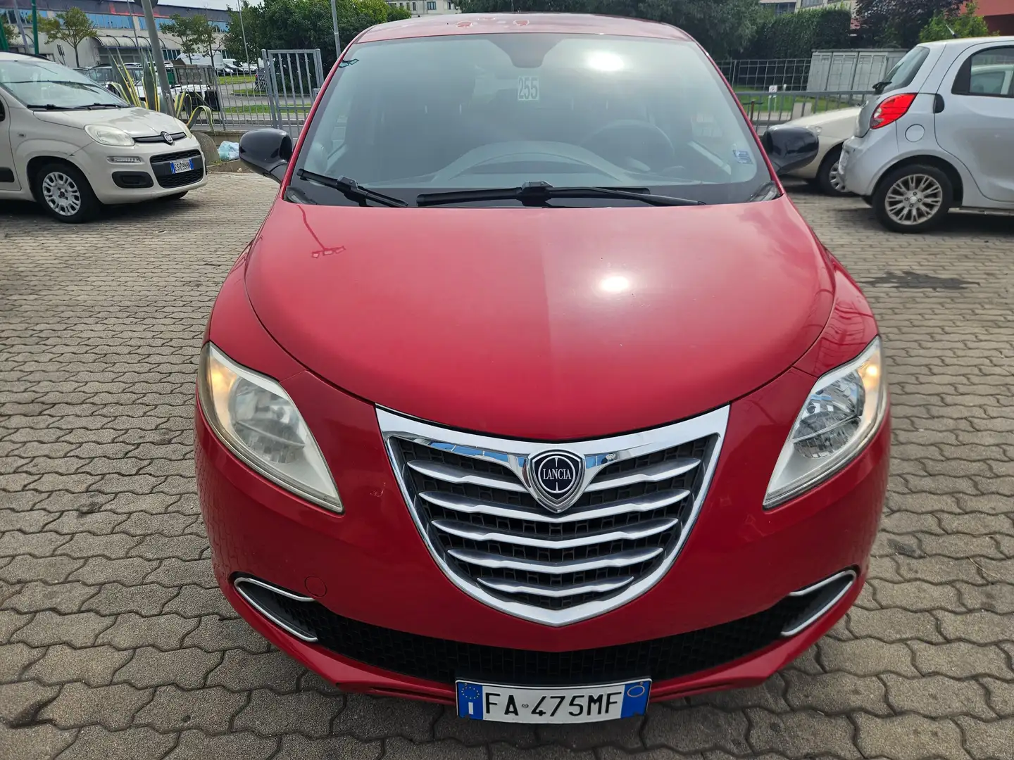Lancia Ypsilon Ypsilon III 2011 1.2 8v 69cv my14 Rosso - 2