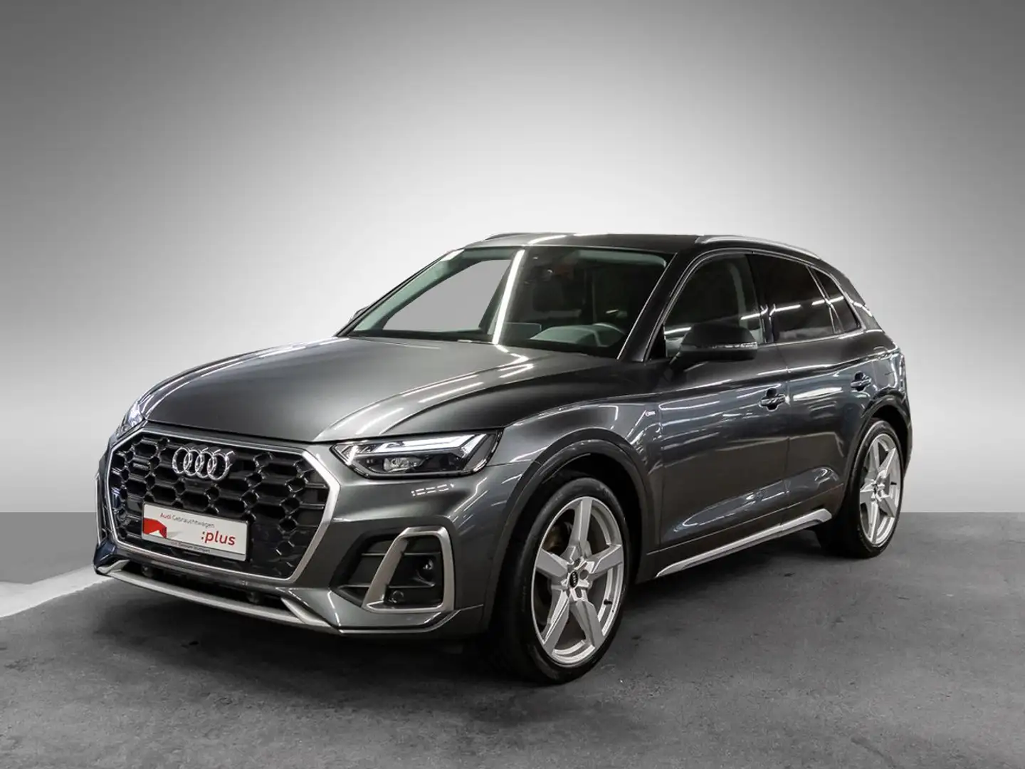 Audi Q5 55 TFSI e quattro S line Keyless VirtCo 21'' Grau - 2