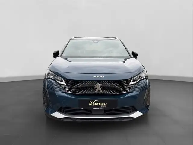 Peugeot 3008 view 6