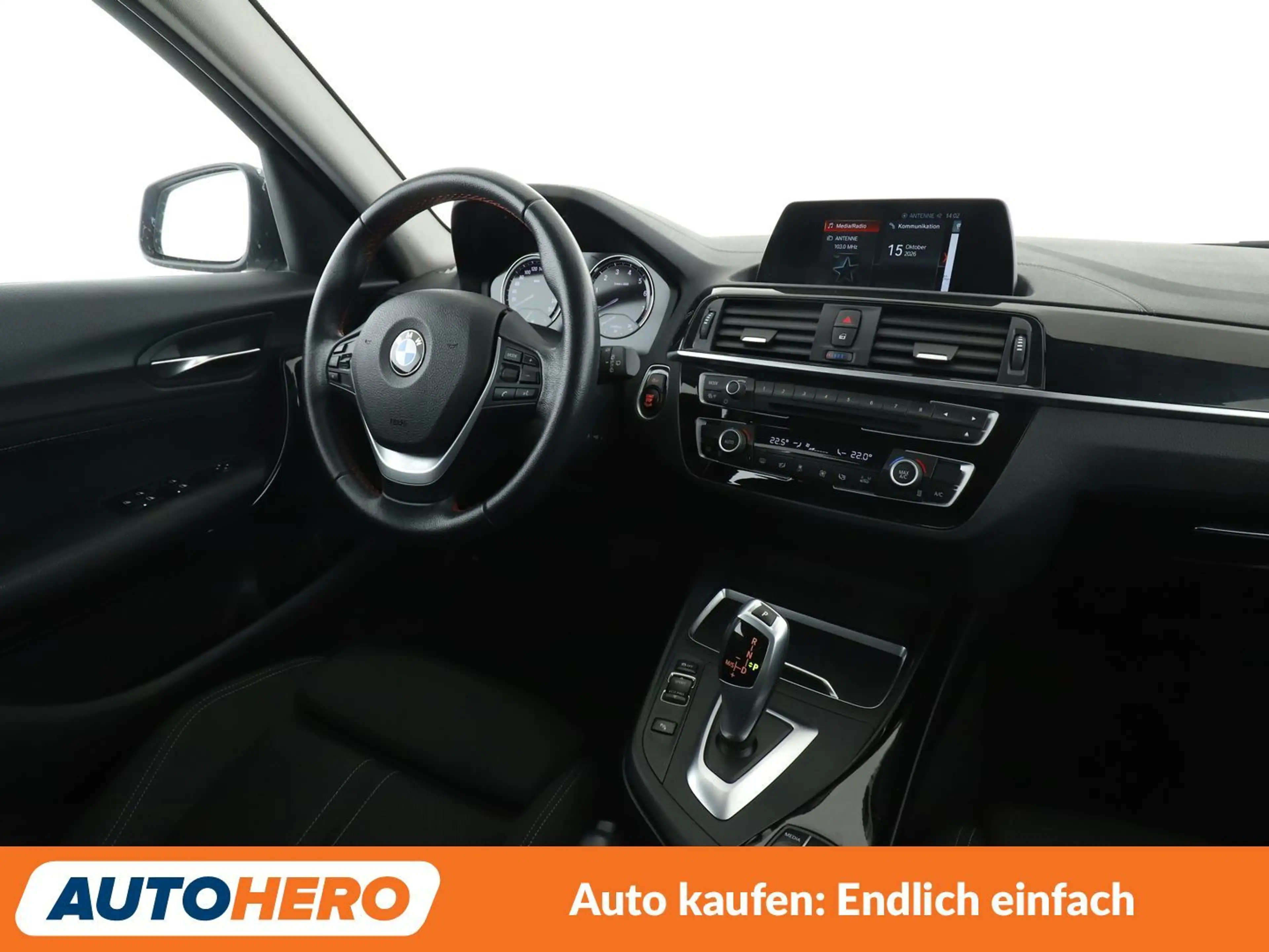 BMW 118 118i Sport Line Aut. *NAVI*LED*TEMPO*PDC* — photo 13