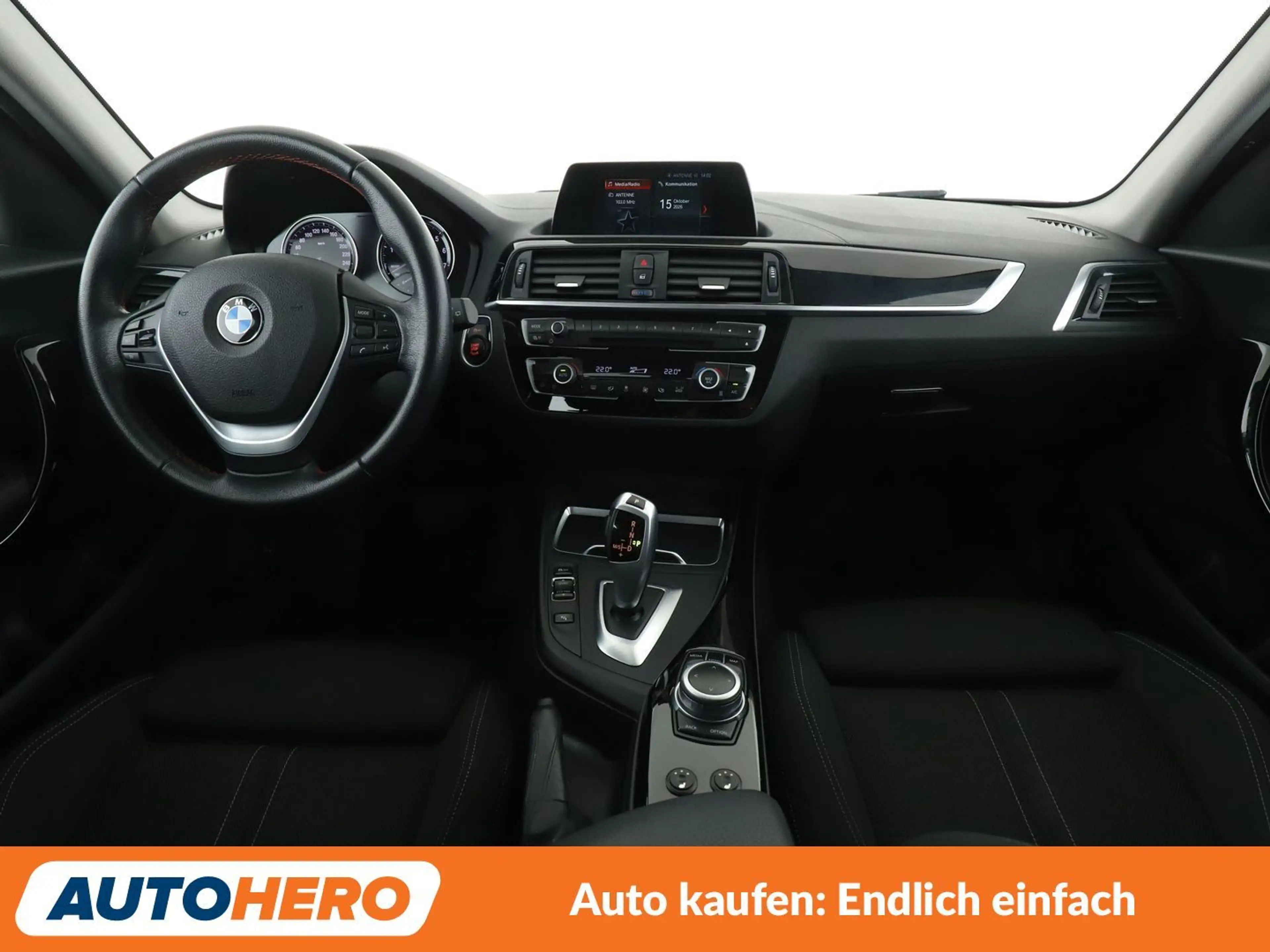 BMW 118 118i Sport Line Aut. *NAVI*LED*TEMPO*PDC* — photo 12