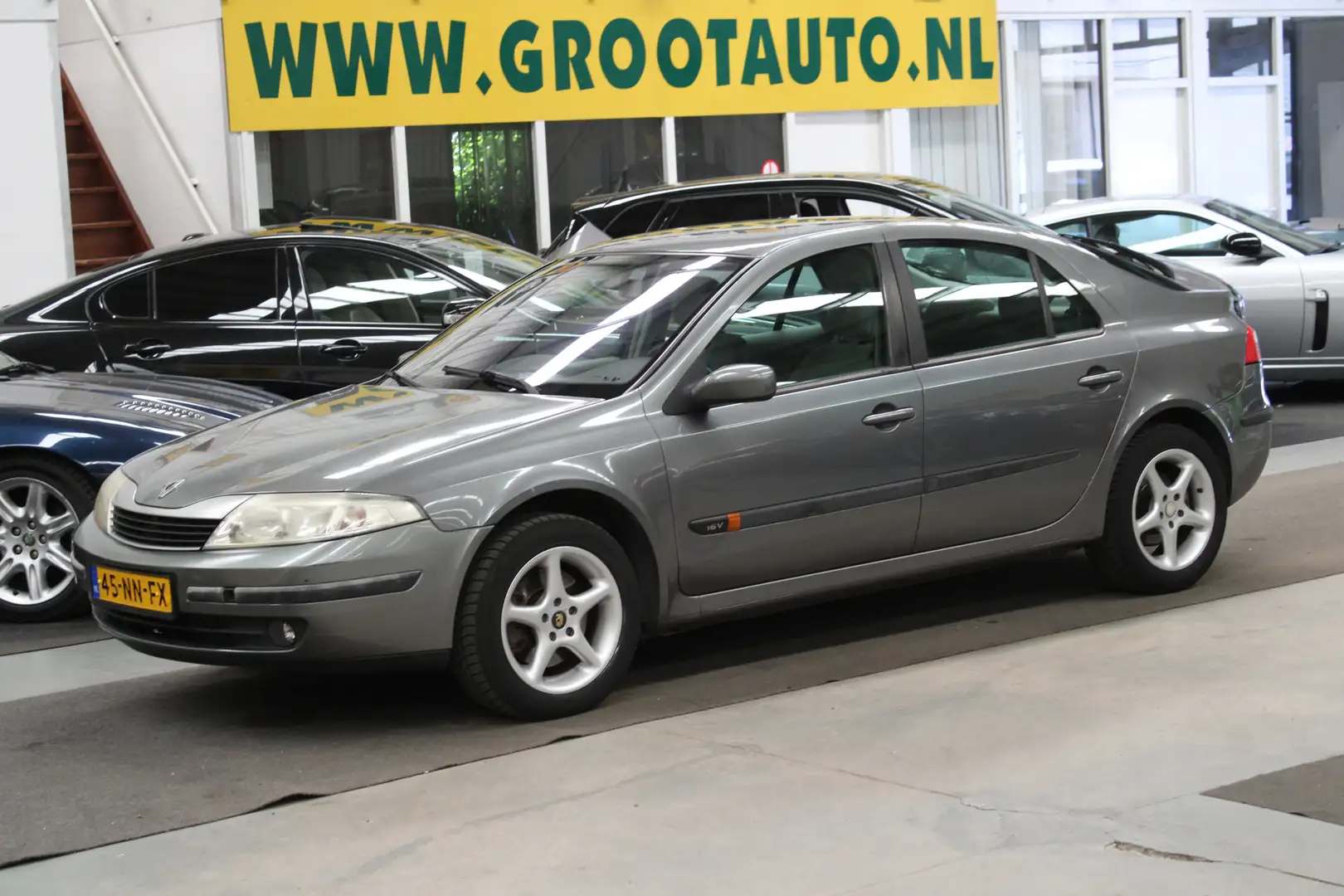Renault Laguna 1.6-16V Authentique Airco, Cruise control, Trekhaa Gris - 1