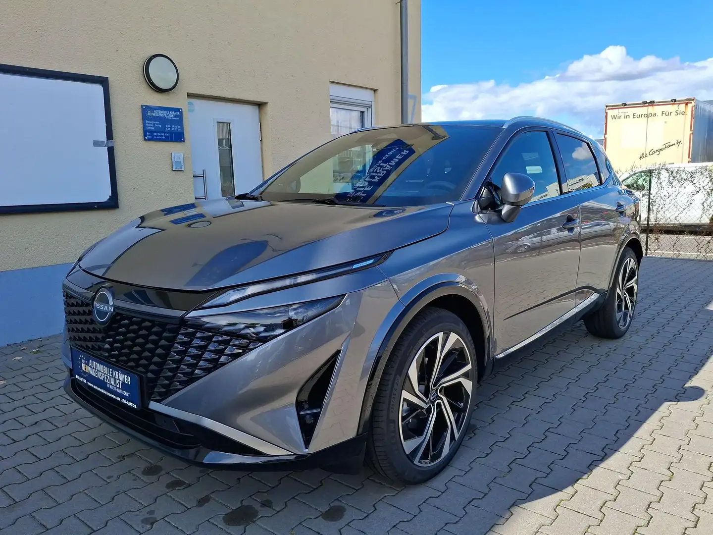 Nissan Qashqai Tekna+ 20 Zoll P-Dach Voll... 1.3 DIG-T MHEV 15... Grijs - 1