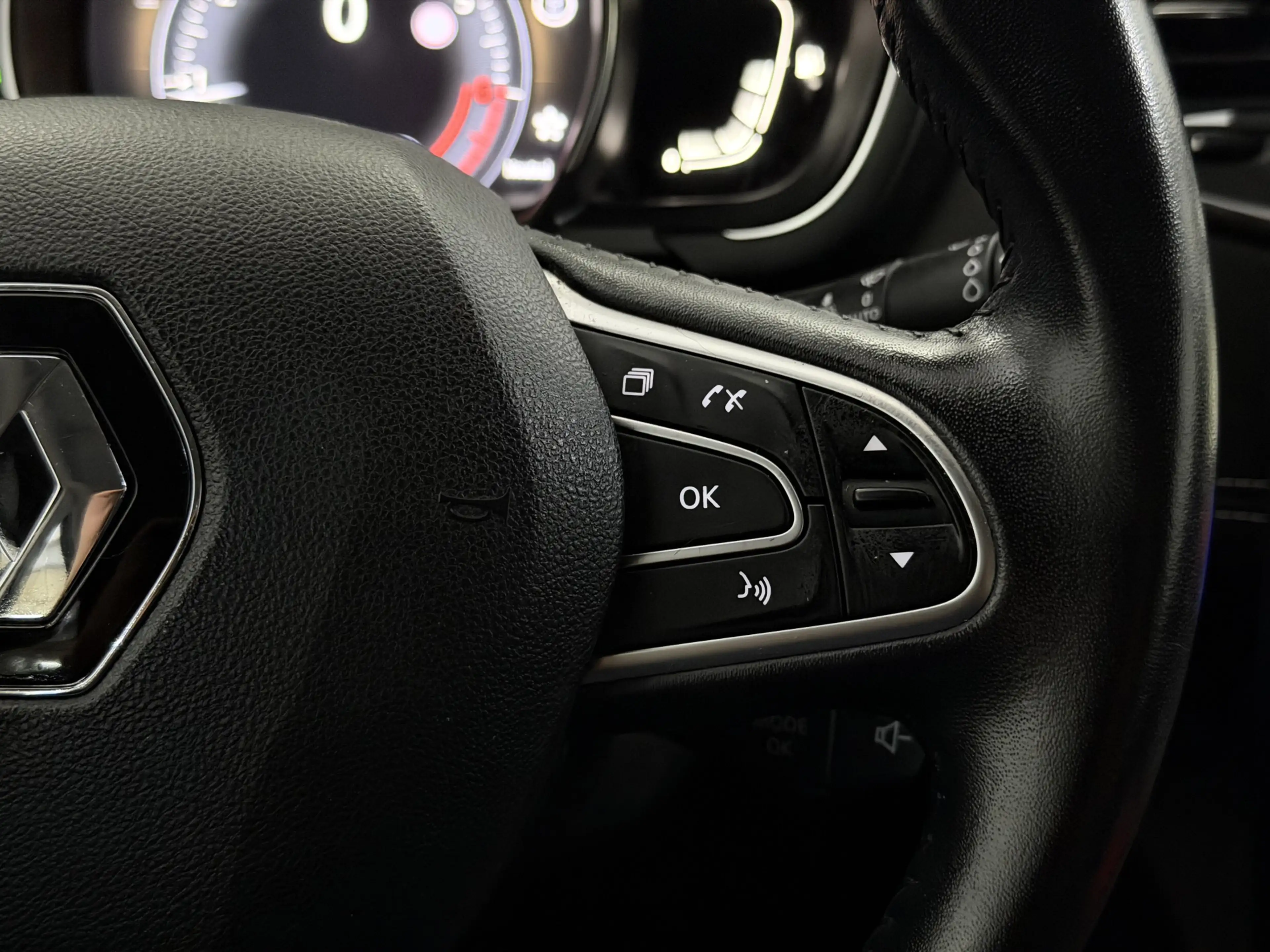Renault Scenic 1.2 TCe Intens Clima, Half leder, Navi, Parkeersen — photo 26