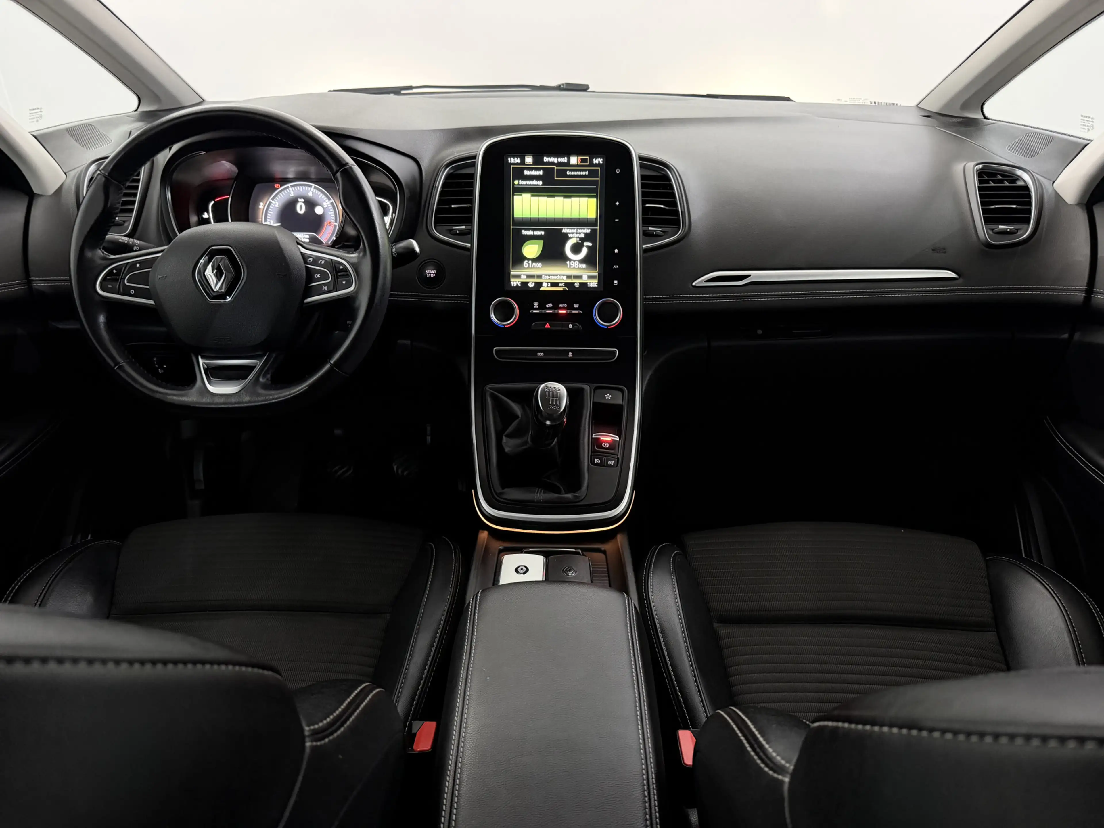 Renault Scenic 1.2 TCe Intens Clima, Half leder, Navi, Parkeersen — photo 3