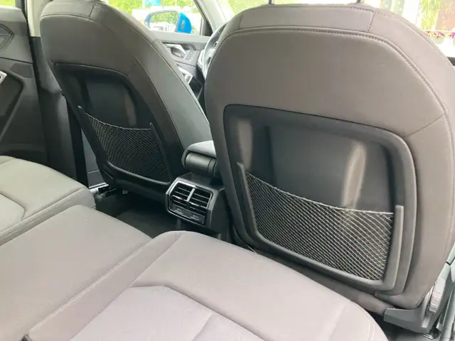 Audi Q3 view 29