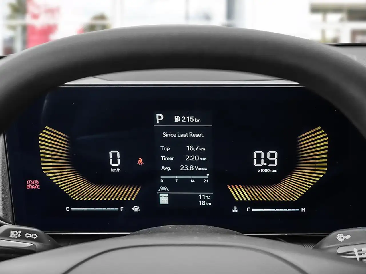 Kia K4 снимка Kia K4