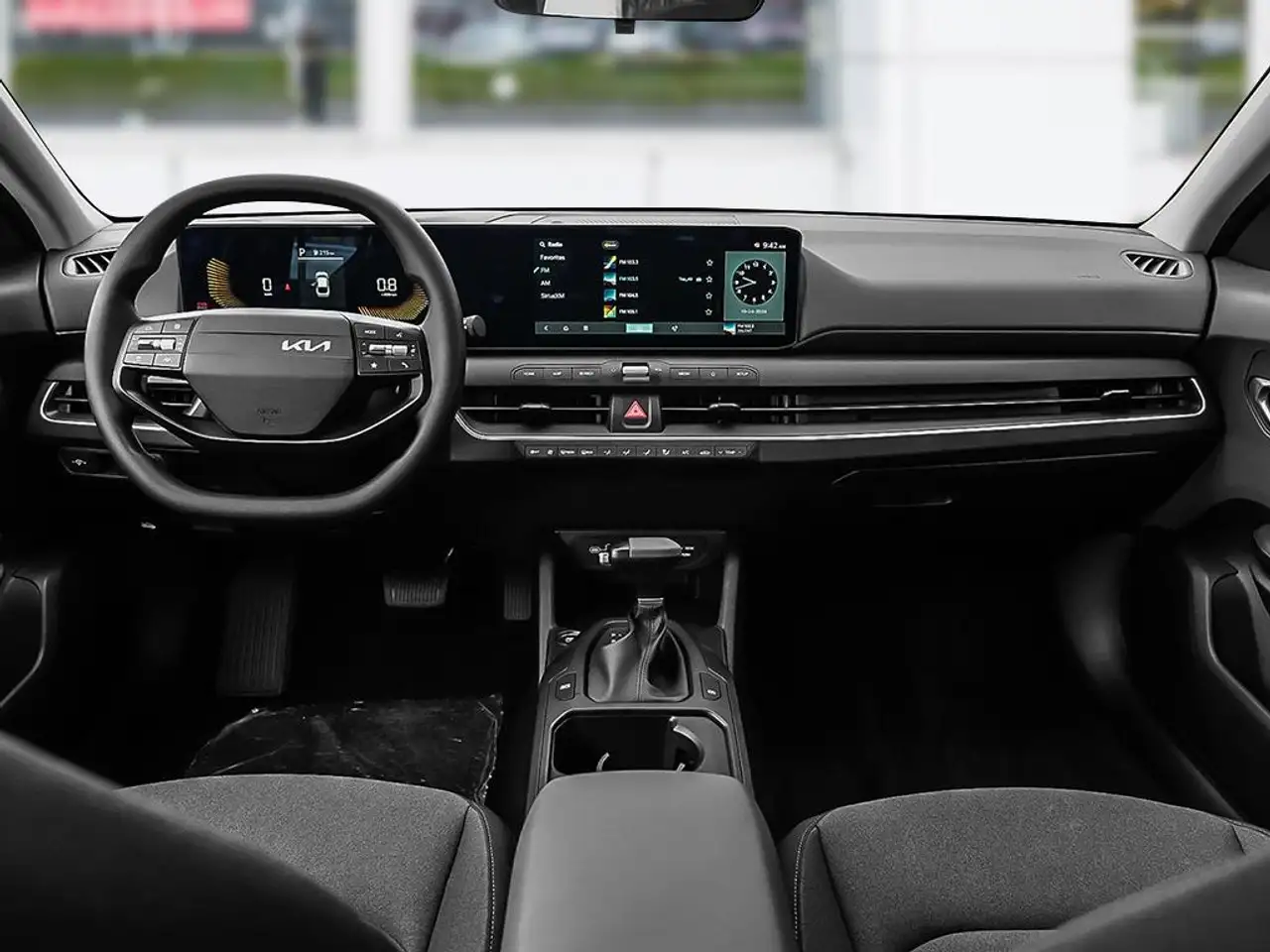 Kia K4 снимка Kia K4