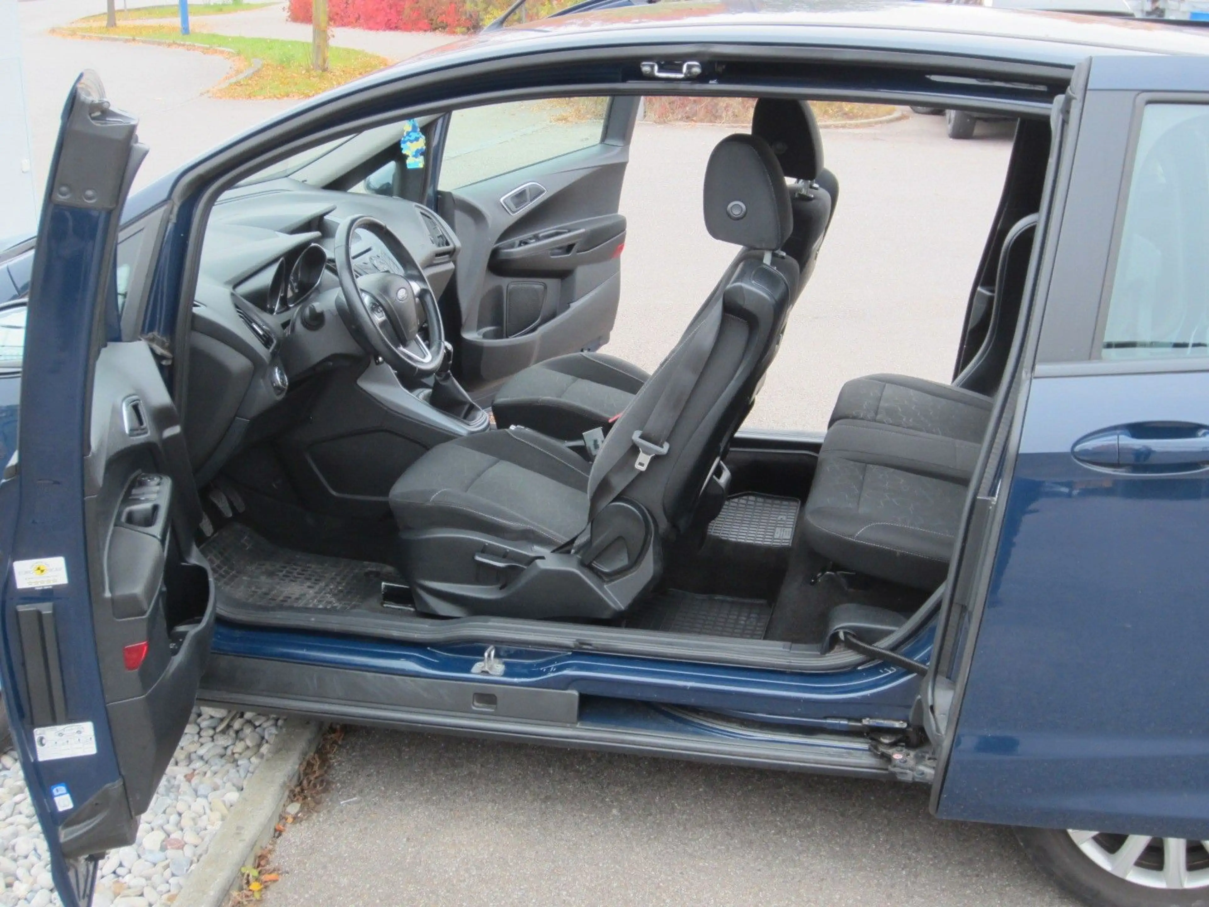 Ford B-Max B-MAX  1,4 Trend — photo 12