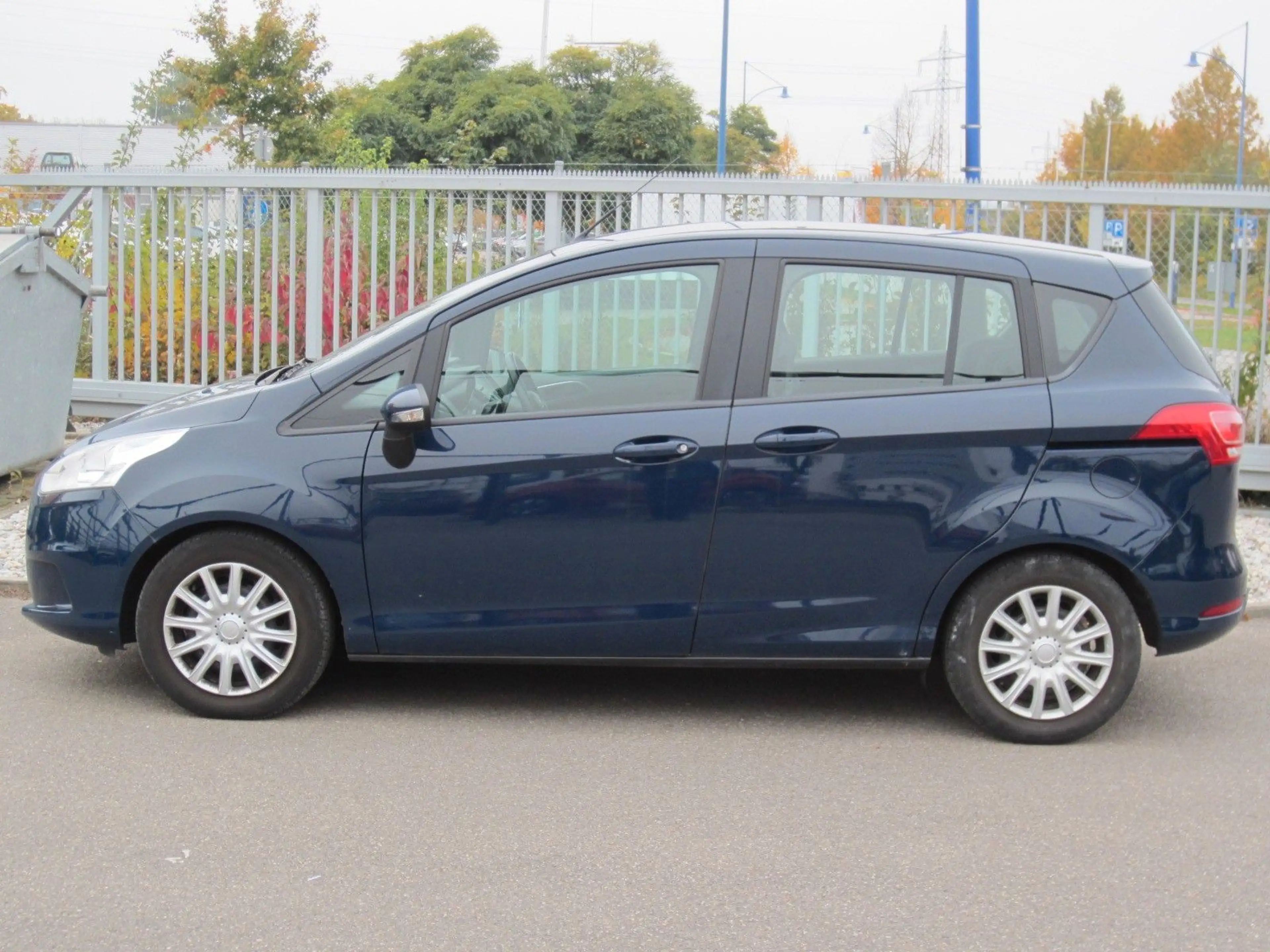 Ford B-Max B-MAX  1,4 Trend — photo 11