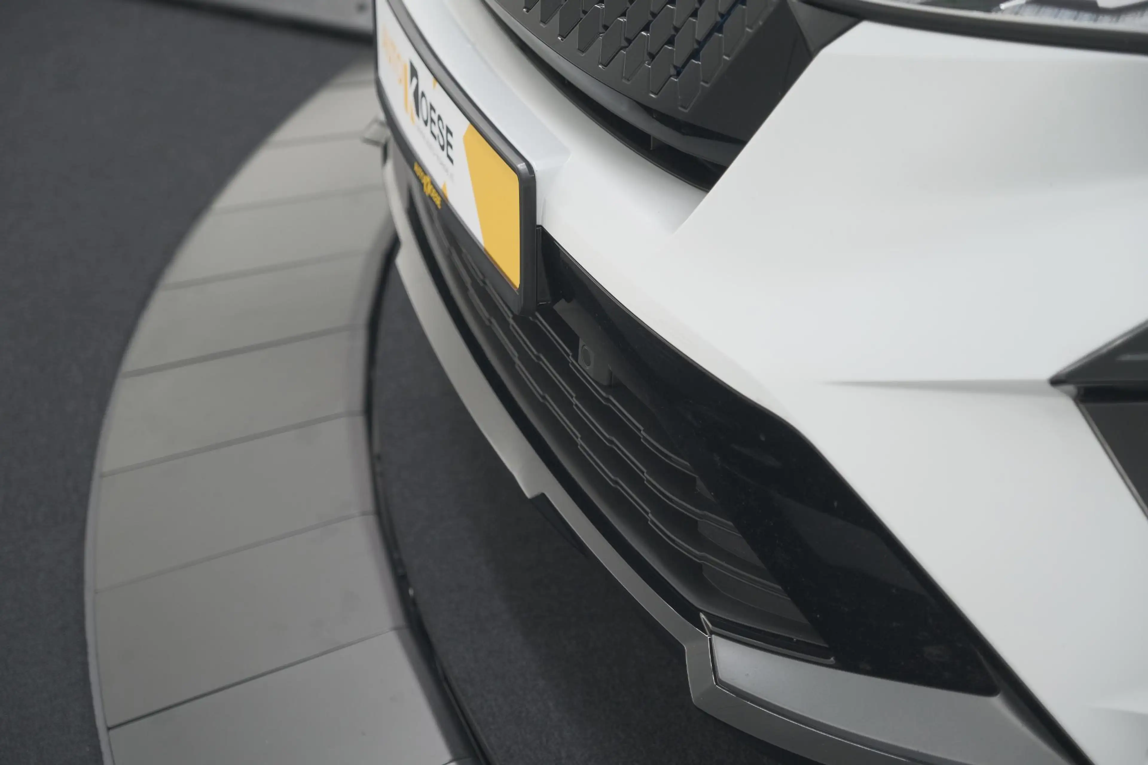 Renault Rafale 1.2 E-Tech 4x4 plug-in hybrid 300 esprit Alpine | — photo 15
