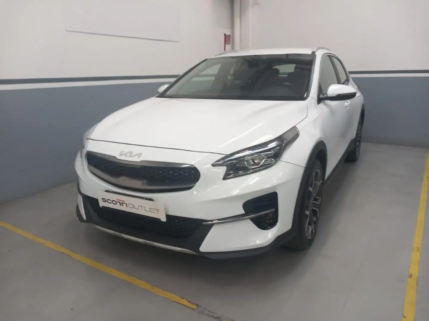 Kia XCeed 1.0 t-gdi Business Gpl 117cv Blanc - 1