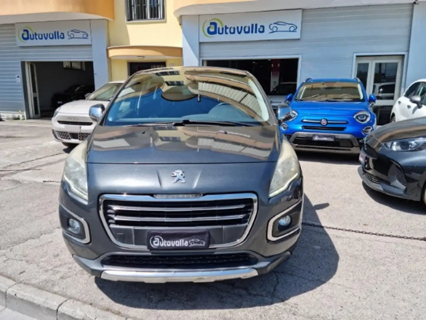 Peugeot 3008 1.6 HDi 115 CV Active Сірий - 2