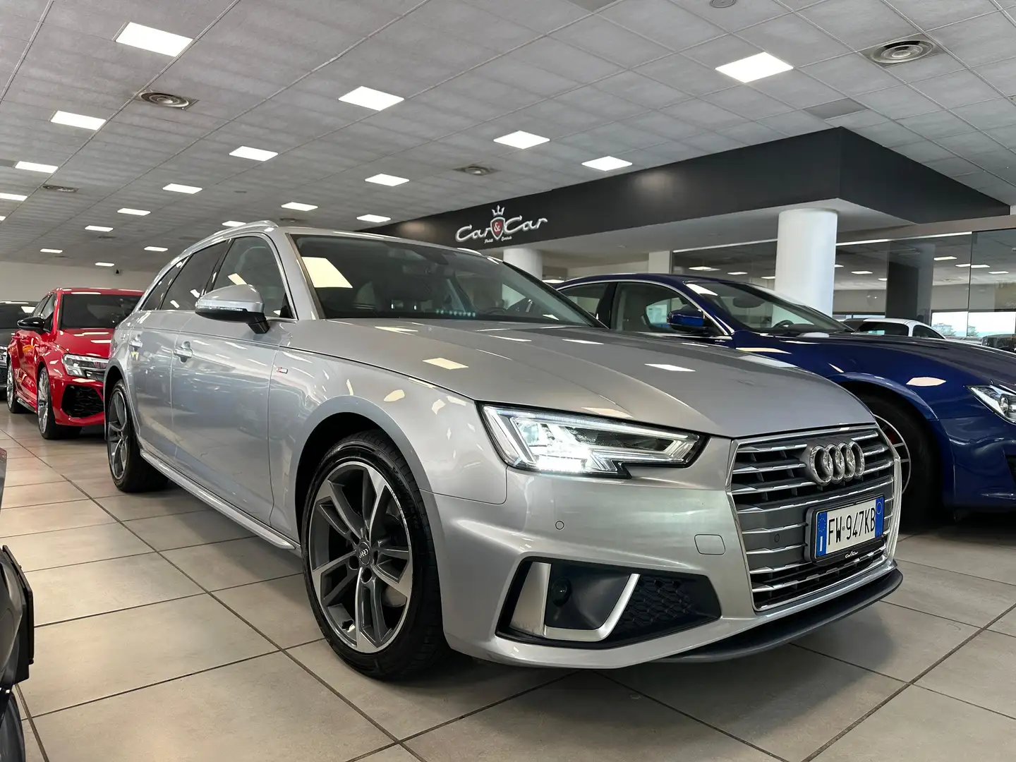 Audi A4 Avant 35 2.0 tdi S line 150cv s-tronic Zilver - 1