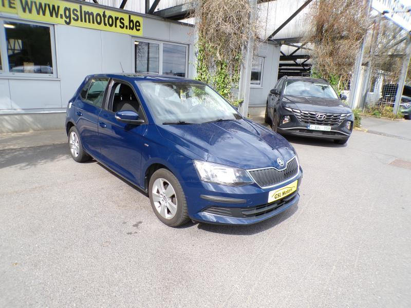 Skoda Fabia 1.0i 75cv Bleu 05/18 Airco Capteurs Bluetooth — photo 3