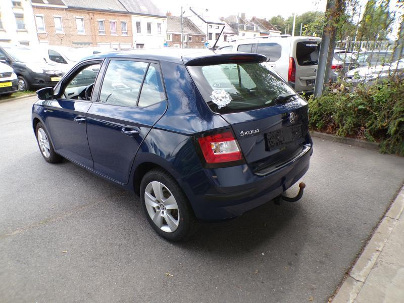 Skoda Fabia 1.0i 75cv Bleu 05/18 Airco Capteurs Bluetooth — photo 5
