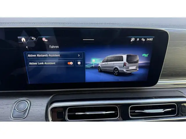 Mercedes-Benz EQV view 18