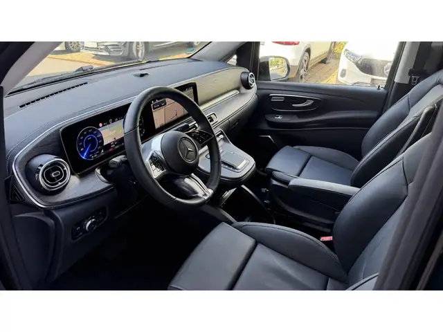 Mercedes-Benz EQV view 8