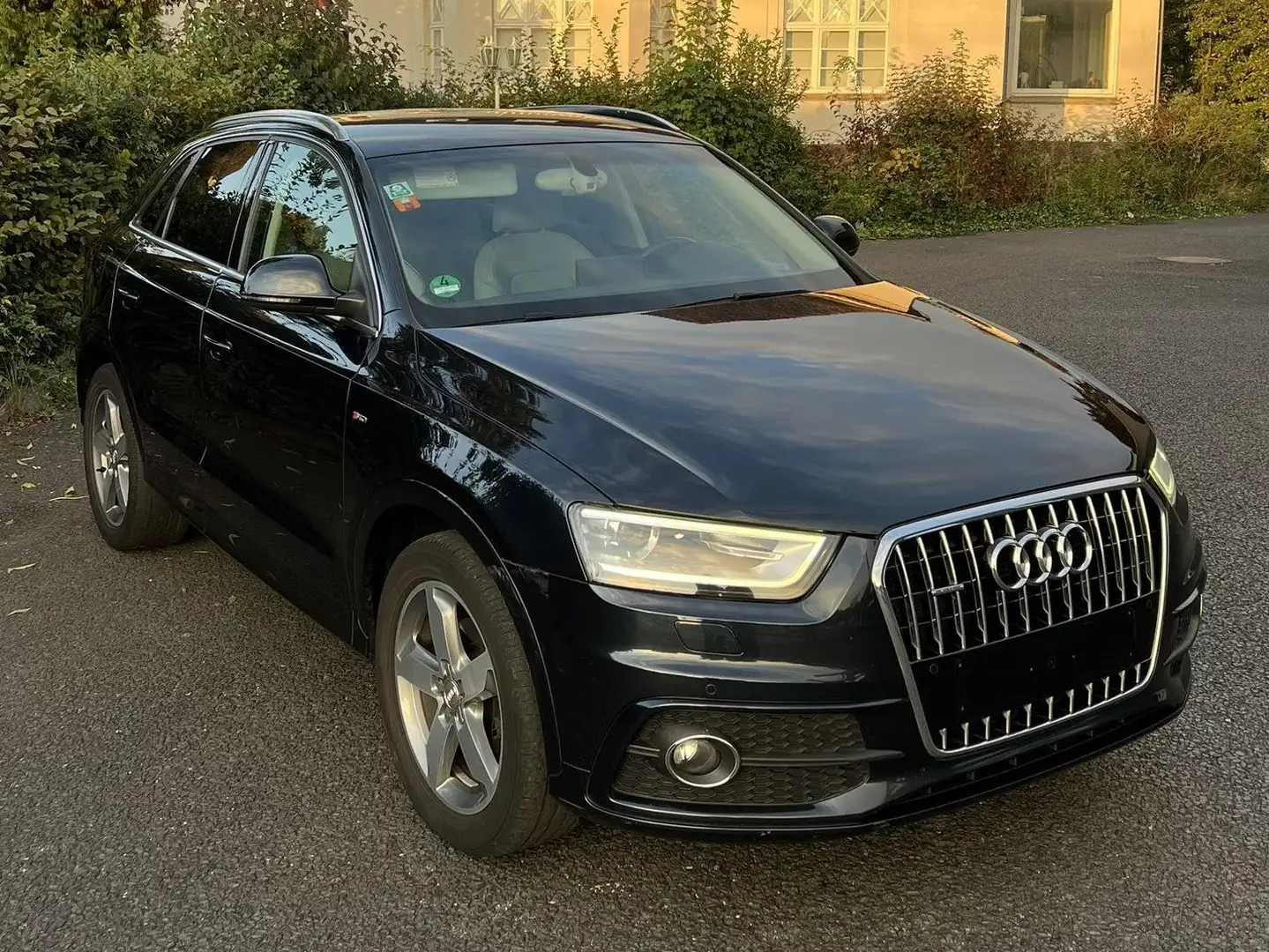 Audi Q3 Q3 Diesel 2.0 TDI quattro S tronic # S Line # Blau - 1