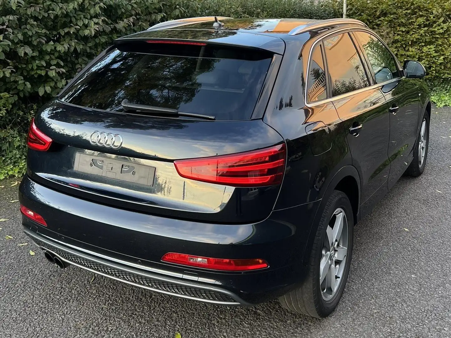 Audi Q3 Q3 Diesel 2.0 TDI quattro S tronic # S Line # Blau - 2