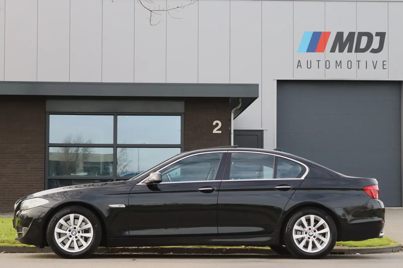 BMW 530 530d F10 Leder Open Dak Youngtimer -Nette auto- Zwart - 2
