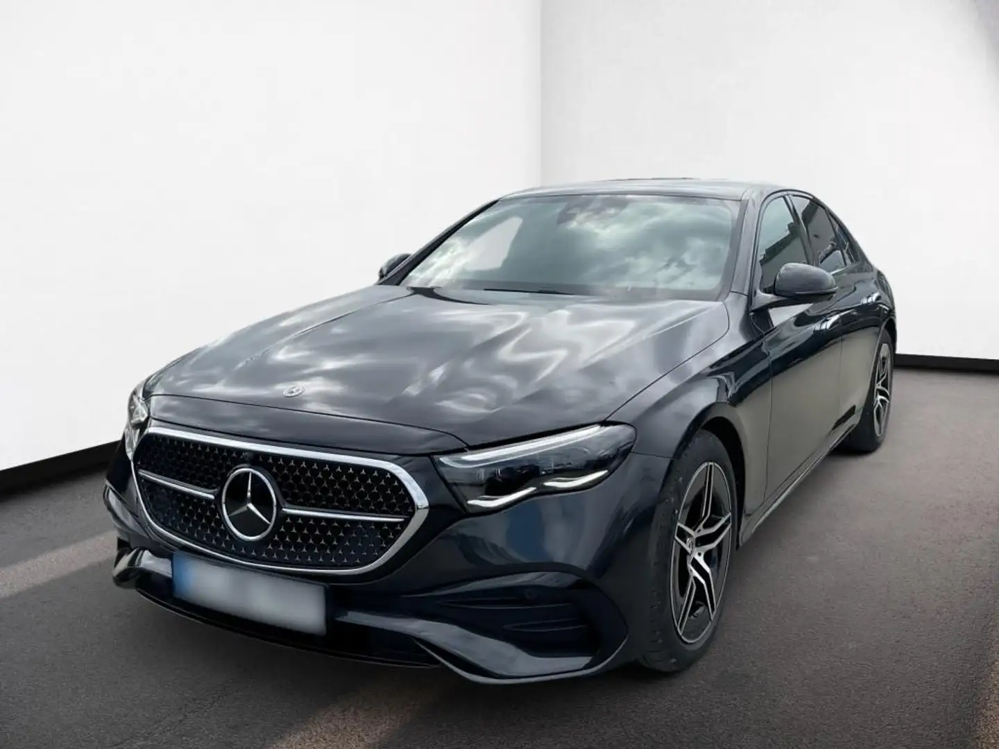 Mercedes-Benz E 220 d Limo. AMG*Night*AHK*Dig-Light*Memo*Distr Grau - 2