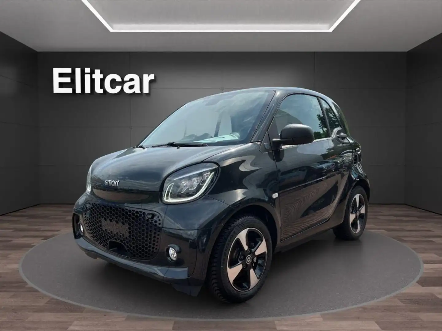 smart forTwo EQ Passion Premium Plus Nero - 1