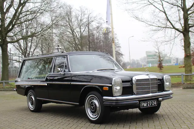Mercedes-Benz 240 240D Hearse Pilato Rouwauto TOP CONDITIE! UNIEK ZE