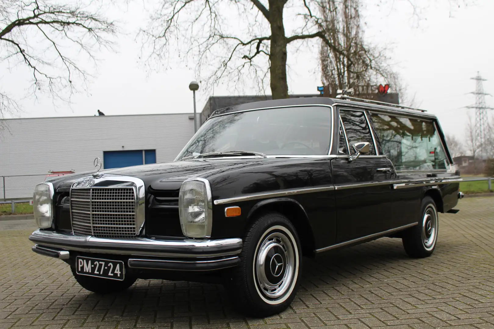 Mercedes-Benz 240 240D Hearse Pilato Rouwauto TOP CONDITIE! UNIEK ZE Zwart - 2