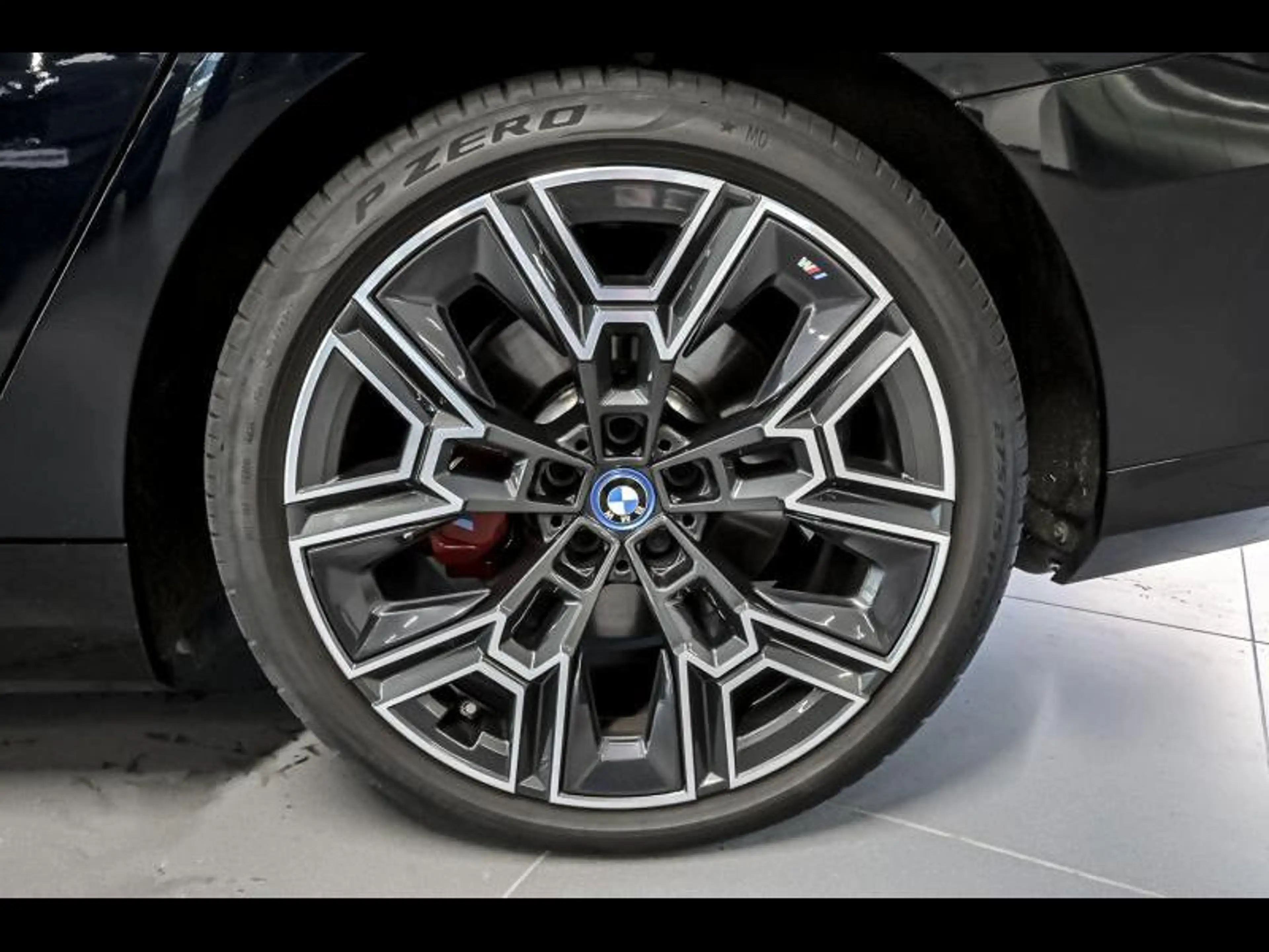 BMW i5 eDrive40 Touring | PACK SPORT M PRO — photo 8